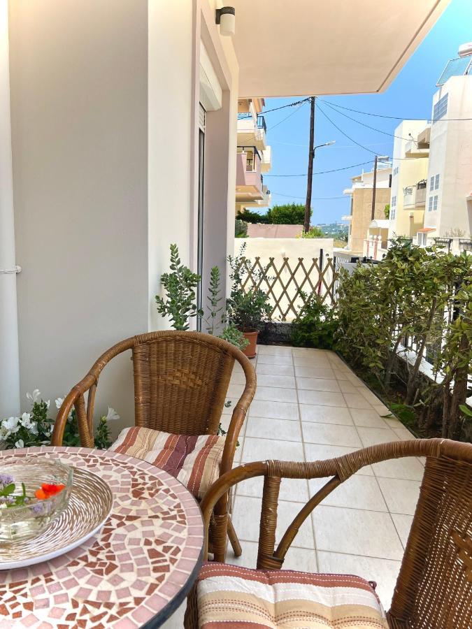 Haplotes Apartman Koszkinú Kültér fotó