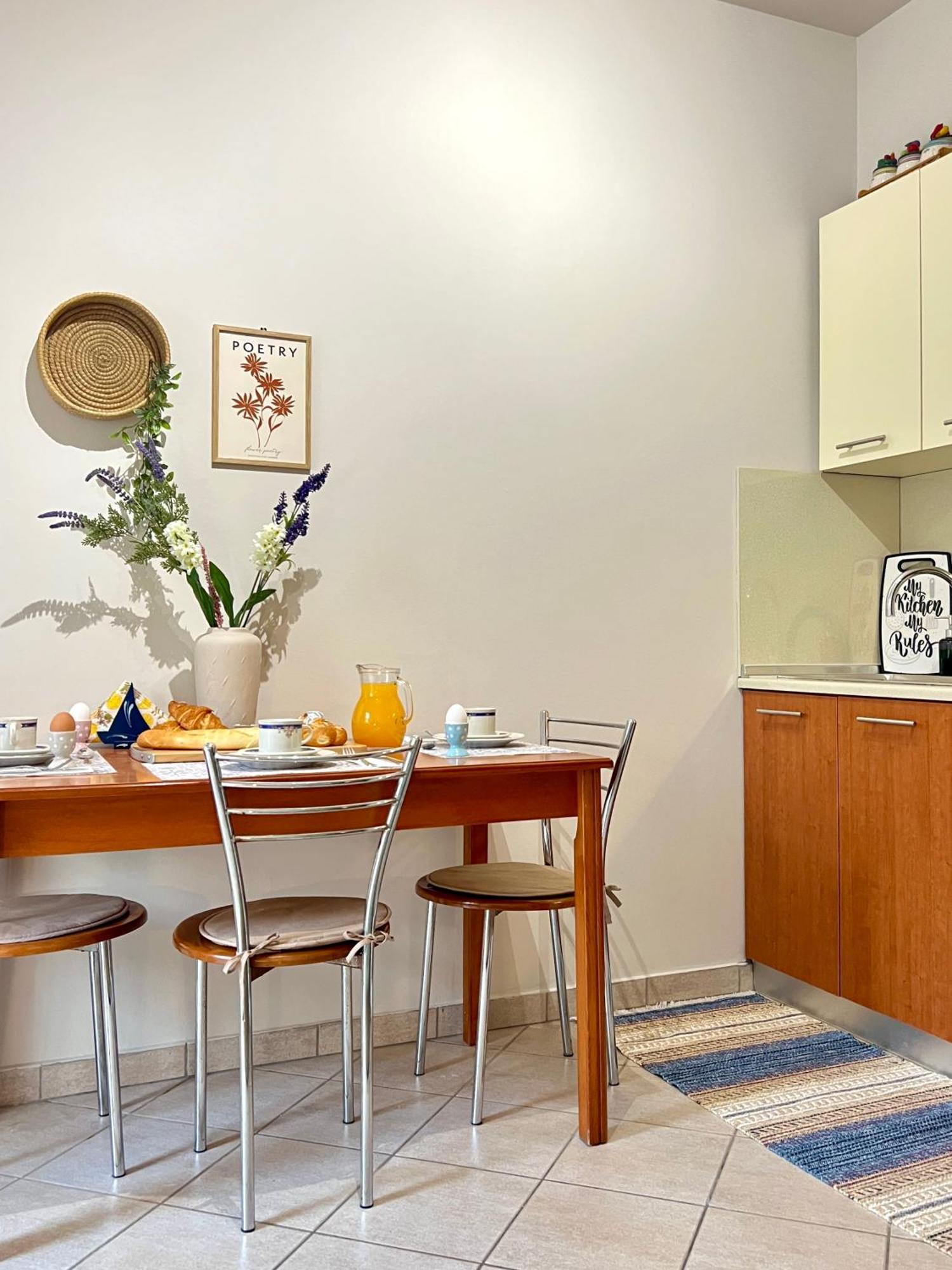 Haplotes Apartman Koszkinú Kültér fotó